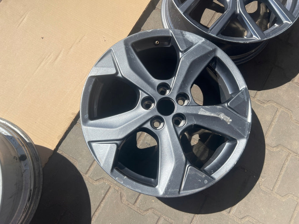 1x Alufelge 18 Zoll 7.5" 5x108 47,5ET Matt Grau LJ8C-1007-A1B Ford Puma