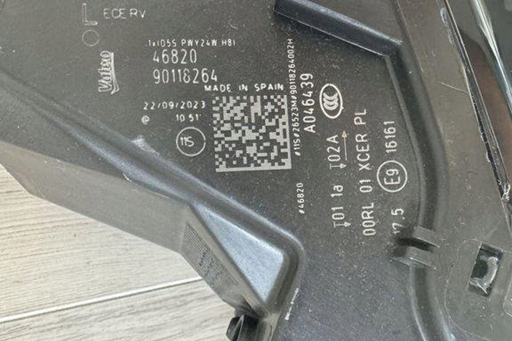 Frontscheinwerfer Audi A3 Limousine A046439 Ein Stück (Rechts oder Links) SCH3365472032io