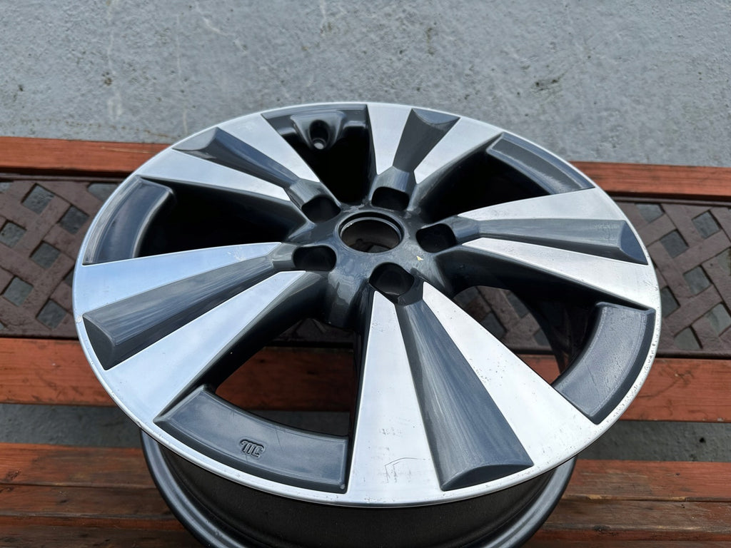 1x Alufelge 17 Zoll 6.5" 5x114.3 45ET Glanz Graphit N507018, 8NA3A Mg Pulsar