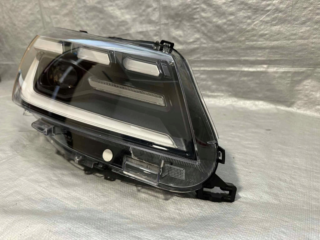 Frontscheinwerfer Toyota Proace 23-9847211480 Full LED Rechts Headlight SCH7397188081zb