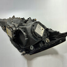 Laden Sie das Bild in den Galerie-Viewer, Frontscheinwerfer Honda Cr-V Xenon Links Scheinwerfer Headlight SCH7324026165pc