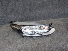 Load image into Gallery viewer, Frontscheinwerfer Ford Fiesta H1BB-13W029-AE Rechts Scheinwerfer Headlight