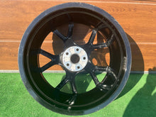 Laden Sie das Bild in den Galerie-Viewer, 1x Alufelge 19 Zoll 8.0&quot; 5x112 46ET 8Y0601025CA Audi A3 Rim Wheel