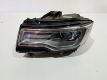 Laden Sie das Bild in den Galerie-Viewer, Frontscheinwerfer Jeep Grand Cherokee Wk2 T778178 LED Links Headlight SCH6061491152vq