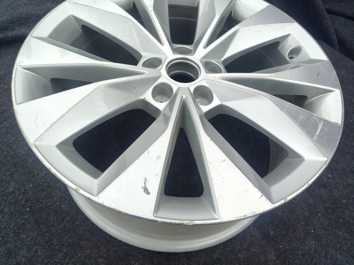 1x Alufelge 18 Zoll 8.0" 5x112 44ET 3V0601025R Skoda Superb Iii Rim Wheel FEL4574831193ju