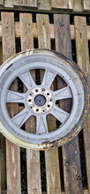 Laden Sie das Bild in den Galerie-Viewer, 1x Alufelge 16 Zoll 6.0&quot; 5x112 A2049011002 Mercedes-Benz W204 Rim Wheel