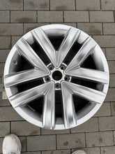 Load image into Gallery viewer, 1x Alufelge 19 Zoll 8.5" 5x112 28ET 760601025J VW Touareg Rim Wheel FEL2307413364yk