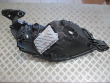 Load image into Gallery viewer, Frontscheinwerfer Peugeot 208 II LED Ein Stück (Rechts oder Links) Headlight SCH2319342181jg