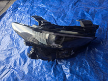 Laden Sie das Bild in den Galerie-Viewer, Frontscheinwerfer Mazda 3 BCJH-51030 Rechts Scheinwerfer Headlight SCH8754705444ko