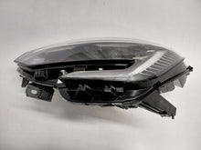 Laden Sie das Bild in den Galerie-Viewer, Frontscheinwerfer Renault Clio I V 260607647R Full LED Links Headlight SCH5131656948gc