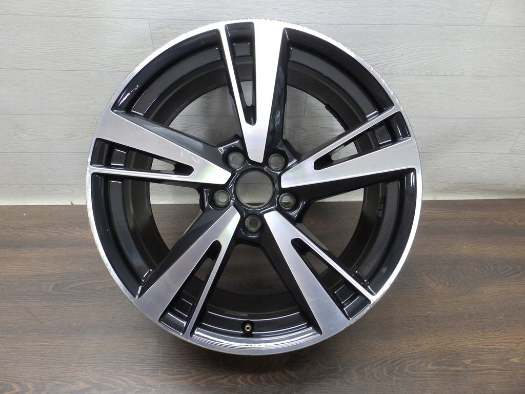 1x Alufelge 18 Zoll 8.0" 5x112 46ET Glanz Silber 8Y0601025N Audi A3 Mg Rim Wheel