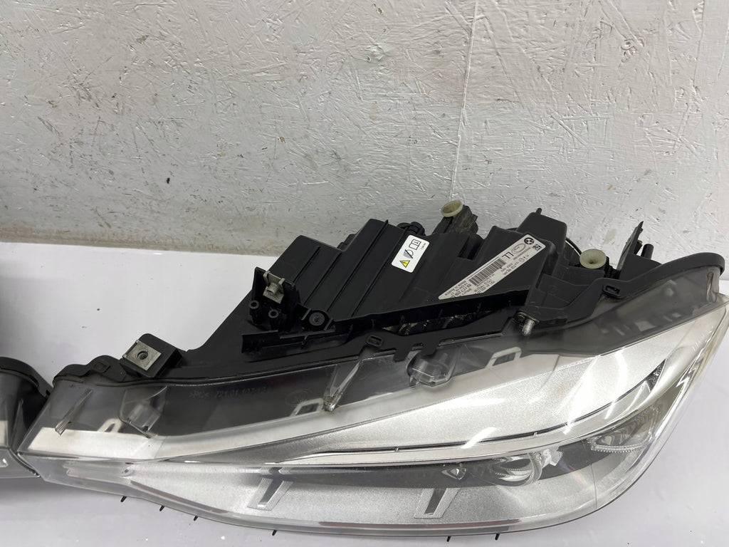 Frontscheinwerfer BMW 3 F30 F31 7314531 7259525 Xenon Ein Satz Headlight SCH6392610657lr