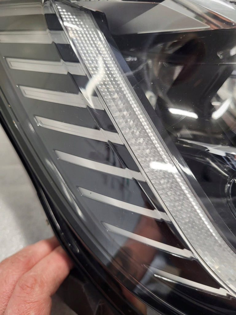 Frontscheinwerfer Renault Captur II 260104525R LED Rechts Scheinwerfer Headlight SCH8320837320be