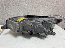 Laden Sie das Bild in den Galerie-Viewer, Frontscheinwerfer VW Passat Cc Xenon Rechts Scheinwerfer Headlight SCH2500783804iz