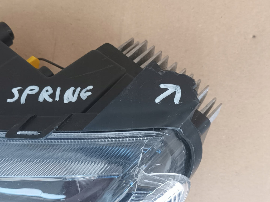 Frontscheinwerfer Dacia Spring 266052417R Links Scheinwerfer Headlight