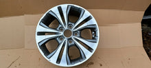 Load image into Gallery viewer, 1x Alufelge 16 Zoll 6.0&quot; 5x114.3 51ET 52910-1P650 Kia Venga Rim Wheel