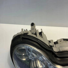Laden Sie das Bild in den Galerie-Viewer, Frontscheinwerfer Mercedes-Benz A2038201685 Rechts Scheinwerfer Headlight SCH7036704918cs