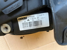 Load image into Gallery viewer, Frontscheinwerfer Fiat Croma 51784692 Xenon Links Scheinwerfer Headlight SCH1434307388gr