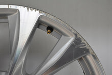 Load image into Gallery viewer, 1x Alufelge 18 Zoll 7.5" 5x120 45ET Glanz Silber 6869800 BMW 1 Rim Wheel FEL4117654566le
