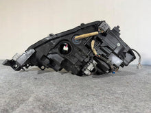 Laden Sie das Bild in den Galerie-Viewer, Frontscheinwerfer Mazda III GRF5-51040 LED Links Scheinwerfer Headlight SCH8888369217uc