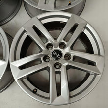 Laden Sie das Bild in den Galerie-Viewer, 4x Alufelge 17 Zoll 7.0" 5x112 42ET Glanz Silber 8W0601025P Audi A4 B9 Rim Wheel FEL5473464662hl