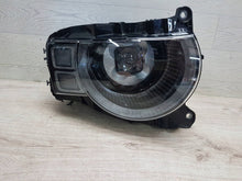 Laden Sie das Bild in den Galerie-Viewer, Frontscheinwerfer Land Rover Defender L8B213W029EF Rechts Scheinwerfer Headlight SCH5045384705pk