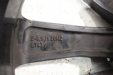 Laden Sie das Bild in den Galerie-Viewer, 1x Alufelge 20 Zoll 8.5&quot; 5x112 43ET 4K0601025J Audi Rim Wheel