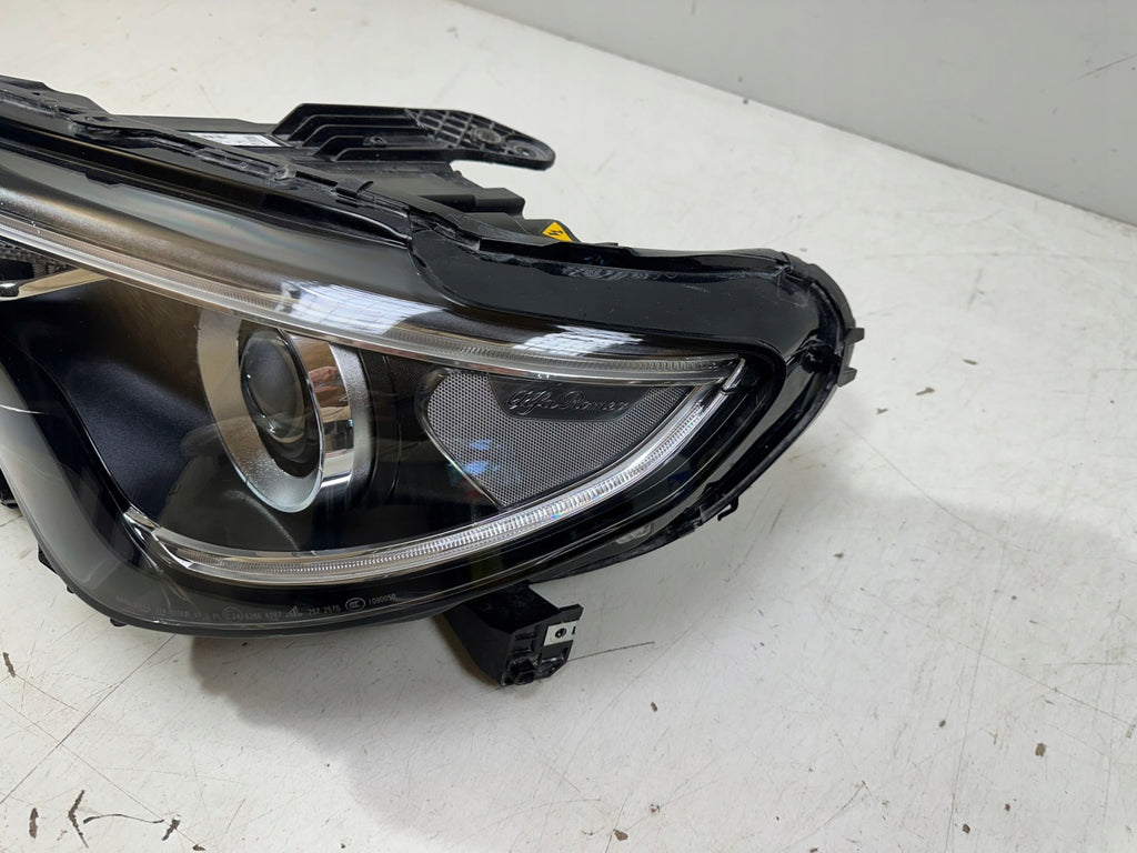 Frontscheinwerfer Alfa Romeo Stelvio 50563962 Xenon Links Scheinwerfer Headlight SCH8708273718jn