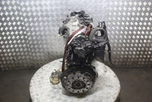 Laden Sie das Bild in den Galerie-Viewer, Motor Volvo S60 I D5244T 2.4 163PS 120kW 2003 Diesel Engine Unkomplett MOT2953353695pk