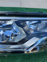 Load image into Gallery viewer, Frontscheinwerfer Renault Express 260105660R Rechts Scheinwerfer Headlight SCH5676036861ij