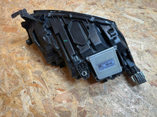 Laden Sie das Bild in den Galerie-Viewer, Frontscheinwerfer Skoda Octavia IV 5E4941015A LED Links Scheinwerfer Headlight SCH2114090507wt
