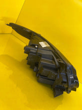 Laden Sie das Bild in den Galerie-Viewer, Frontscheinwerfer Land Rover Range L405 89911152 Xenon Links Headlight SCH6510152063ea