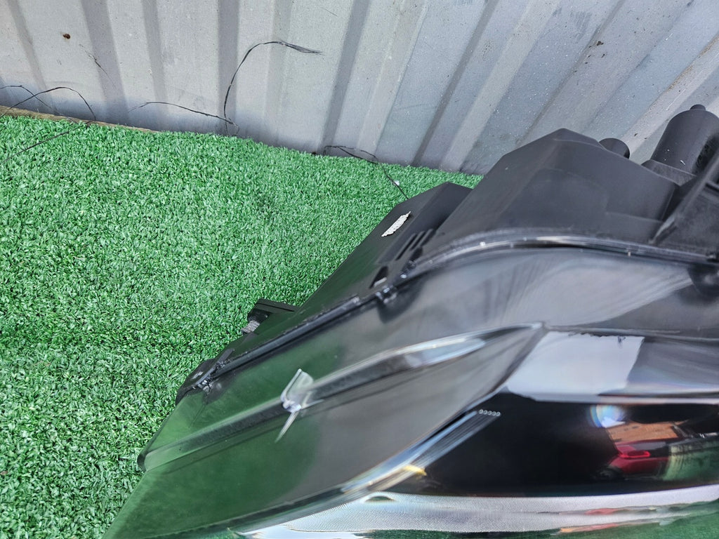 Frontscheinwerfer VW Amarok 2H3941031 Xenon Links Scheinwerfer Headlight SCH2912273753er