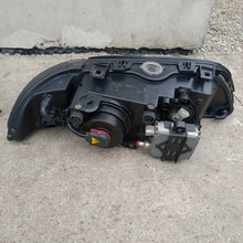 Load image into Gallery viewer, Frontscheinwerfer BMW E39 Xenon Ein Satz Scheinwerfer Headlight SCH5066316212tj