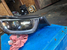 Laden Sie das Bild in den Galerie-Viewer, Frontscheinwerfer BMW I3 7467750-05 Full LED Rechts Scheinwerfer Headlight SCH8241909647le