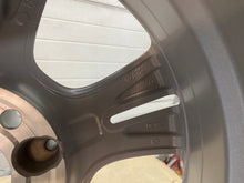 Laden Sie das Bild in den Galerie-Viewer, 1x Alufelge 17 Zoll 7.0" 5x112 A2054014300 Mercedes-Benz A205 Rim Wheel FEL2242507714fe