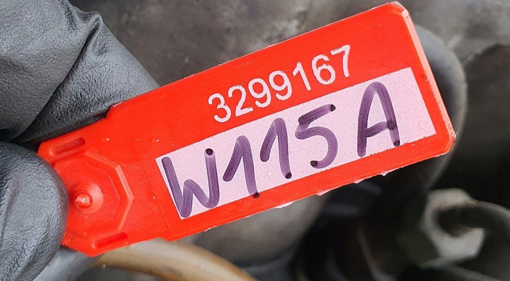 Motor Mercedes-Benz W123 W115 617910 3.0 80PS 59kW Diesel Engine Unkomplett