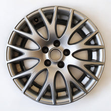 Load image into Gallery viewer, 1x Alufelge 17 Zoll 7.5&quot; 5x112 8H0601025 Audi A4 Rim Wheel