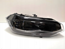 Laden Sie das Bild in den Galerie-Viewer, Frontscheinwerfer VW Polo 2G1941774 LED Rechts Scheinwerfer Headlight