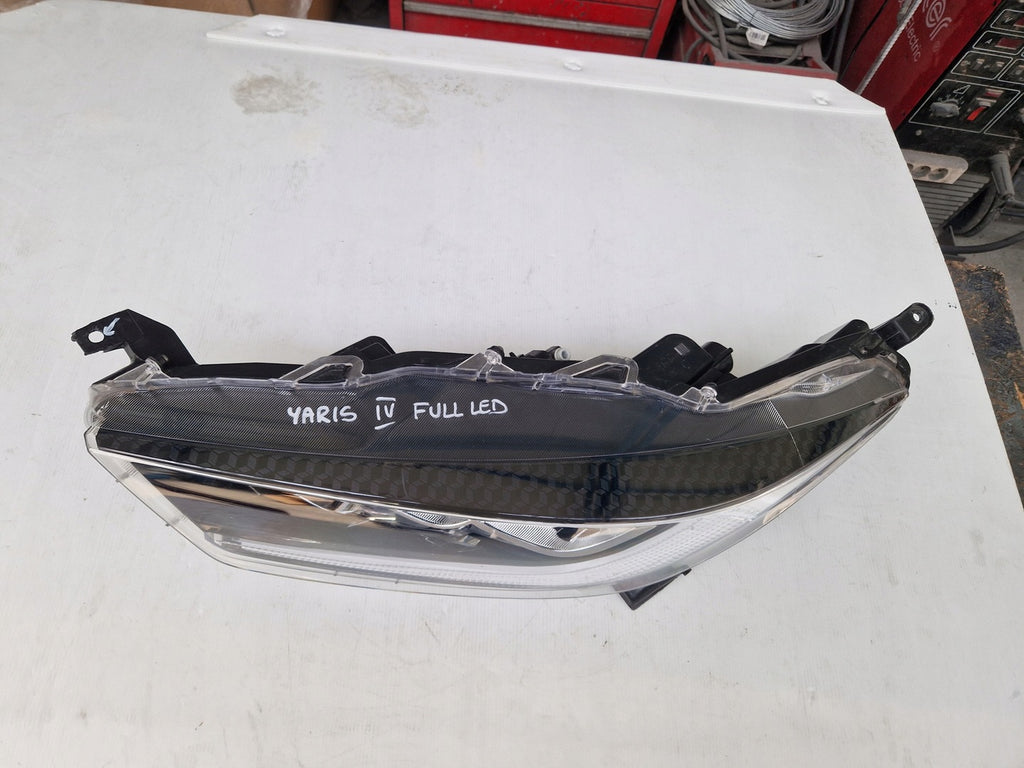 Frontscheinwerfer Toyota Yaris Full LED Links Scheinwerfer Headlight SCH4341880884vv