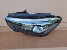 Laden Sie das Bild in den Galerie-Viewer, Frontscheinwerfer Mercedes-Benz W247 A2479062503 Links Scheinwerfer Headlight SCH9874000349pw