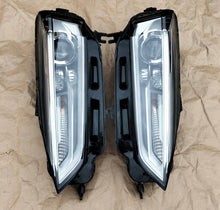 Load image into Gallery viewer, Frontscheinwerfer Audi A5 8W6941006C 8W6941005C Ein Satz Scheinwerfer Headlight SCH2480485496nv