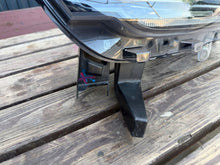 Laden Sie das Bild in den Galerie-Viewer, Frontscheinwerfer Renault Espace 260605819R Links Scheinwerfer Headlight SCH3244391100cv