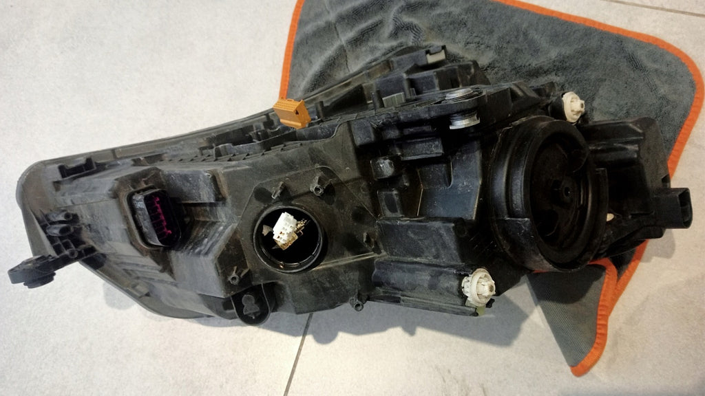 Frontscheinwerfer Skoda 3V1941017A 3V1941015A Xenon Links Scheinwerfer Headlight