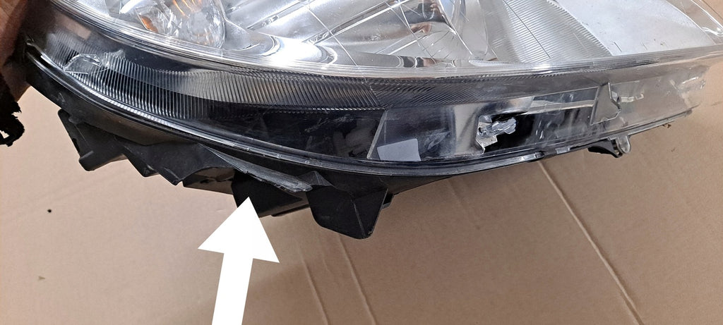 Frontscheinwerfer Mercedes-Benz W245 SJUW72I27281KQK Rechts Headlight SCH2681984577vm