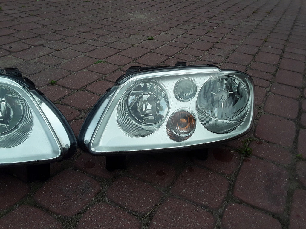 Frontscheinwerfer VW Touran Ein Stück (Rechts oder Links) Scheinwerfer Headlight