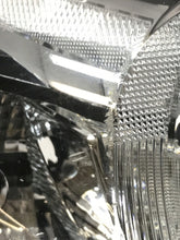 Laden Sie das Bild in den Galerie-Viewer, Frontscheinwerfer Mazda III D09K-51030 LED Rechts Scheinwerfer Headlight