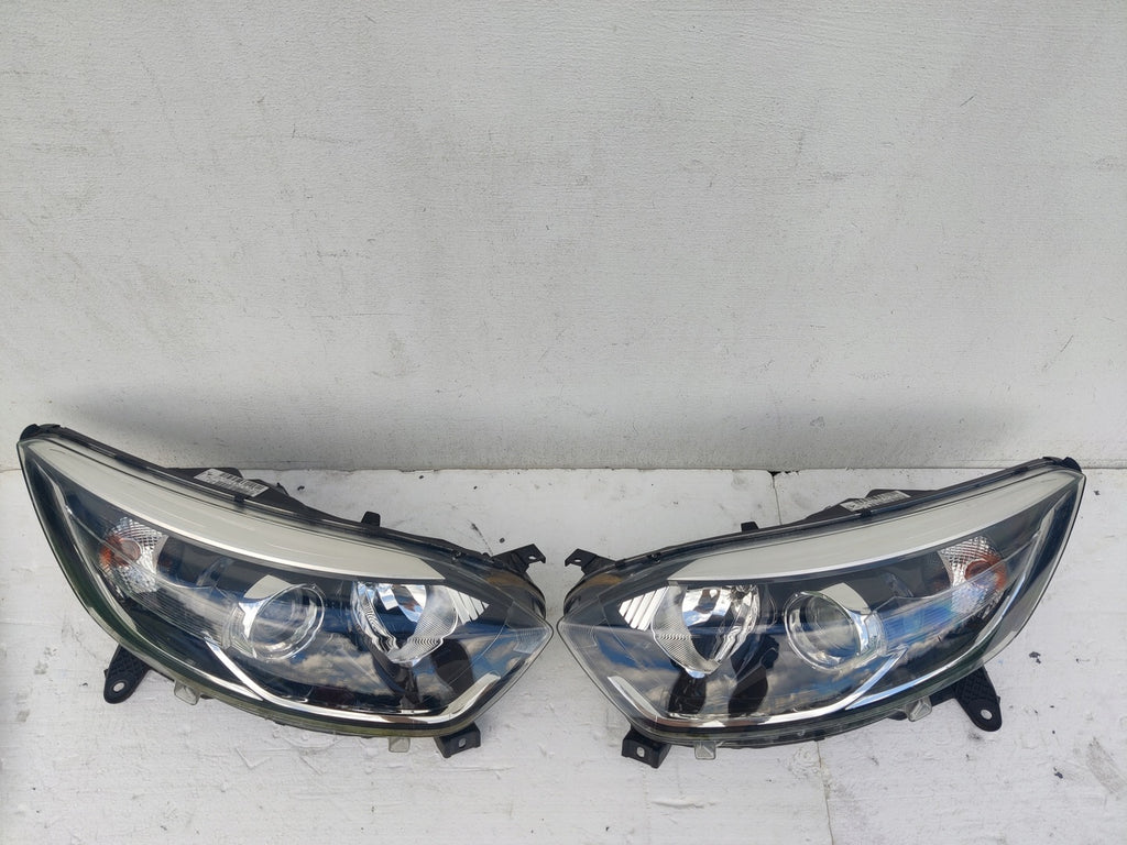 Frontscheinwerfer Renault Captur 260102734R 260603859R Rechts oder Links