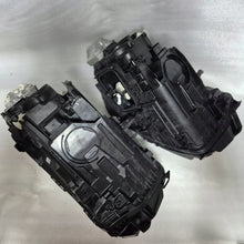 Laden Sie das Bild in den Galerie-Viewer, Frontscheinwerfer Mercedes-Benz Eqb A2439069000 Rechts Scheinwerfer Headlight SCH3253560131iq