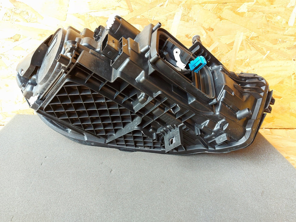 Frontscheinwerfer Mercedes-Benz A1779062505 LED Ein Stück (Rechts oder Links) SCH2957696541st